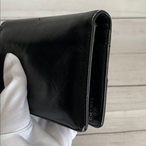 CHANEL Quilted Embossed Logo Wallet - Image 7