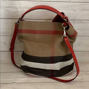BURBERRY House Check Meduim Ashby Bag