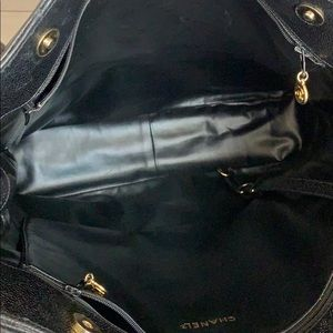 CHANEL CC Vintage Caviar Timeless Tote - Image 5