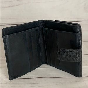 CHANEL CC Cavier Compact Wallet - Image 3
