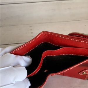 BURBERRY Soft Leather Compact Wallet - Image 6