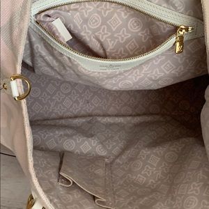 LOUIS VUITTON GM Tahitienne Cabas - Image 7