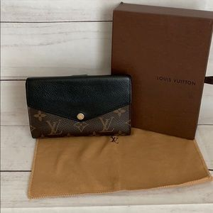 LOUIS VUITTON Monogram Pallas Compact Wallet