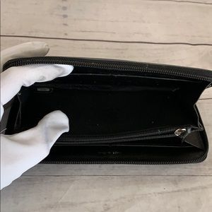CHANEL Coco Mark Enamel Zipped Long Wallet - Image 5