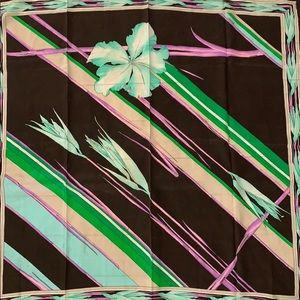 LEONARD Amaryllis Paris Silk Scarf
