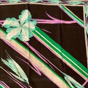 LEONARD Amaryllis Paris Silk Scarf - Image 3