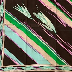 LEONARD Amaryllis Paris Silk Scarf - Image 4