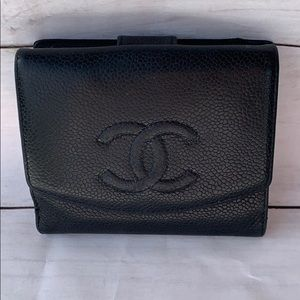 CHANEL CC Cavier Compact Wallet