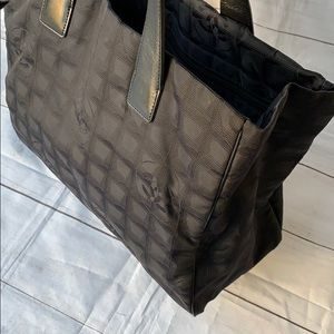 CHANEL Travel Line Tote - Image 4