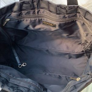 CHANEL Travel Line Tote - Image 5