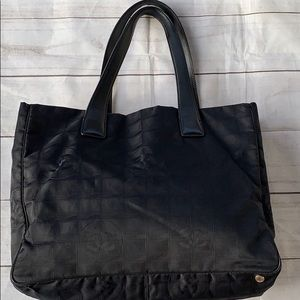 CHANEL Travel Line Tote - Image 2
