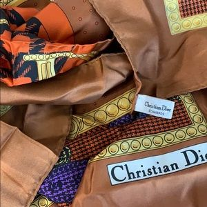 CHRISTIAN DIOR Golden Paisley Silk Scarf - Image 7