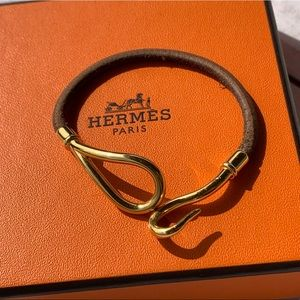HERMÈS Jumbo Hook + VintageTour Bracelets - Image 3