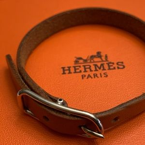 HERMÈS Jumbo Hook + VintageTour Bracelets - Image 4