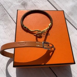 HERMÈS Jumbo Hook WITH FREE Vintage Bracelets - Image 2