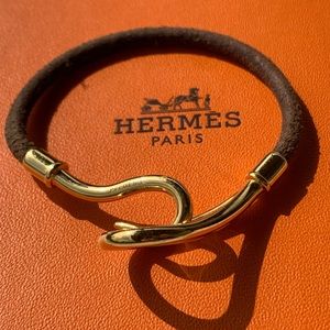 HERMÈS Jumbo Hook WITH FREE Vintage Bracelets - Image 5