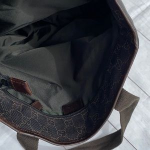 GUCCI Medium GG Canvas Tote - Image 6