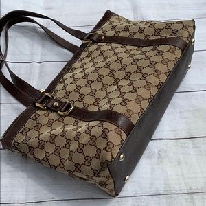 GUCCI Medium GG Canvas Abbey Tote - Image 3