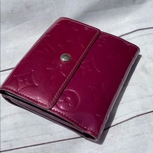 LOUIS VUITTON Vernis Elise Wallet - Image 4