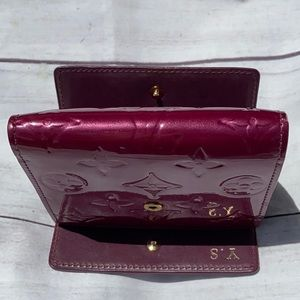 LOUIS VUITTON Vernis Elise Wallet - Image 8