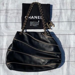 CHANEL Leather Constructivism Bag - Image 2