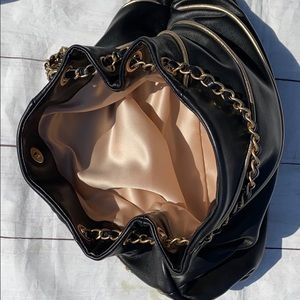 CHANEL Leather Constructivism Bag - Image 6
