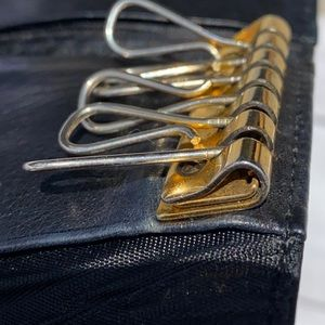 CHANEL Caviar CC 6 Keys Holder - Image 14