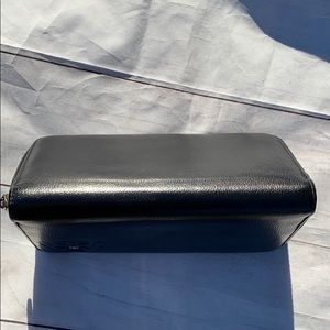 ✨SOLD💫 CHANEL Coco Mark Jacket Motif Wallet - Image 4