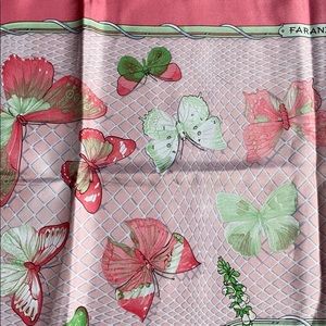 ✨SOLD💫 HERMÈS Farandole Silk Scarf - Image 4