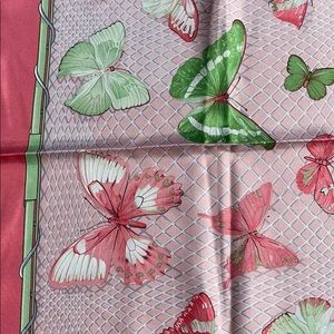 ✨SOLD💫 HERMÈS Farandole Silk Scarf - Image 5