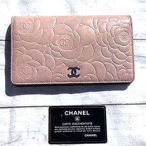 ✨SOLD💫 CHANEL Camellia Long Wallet