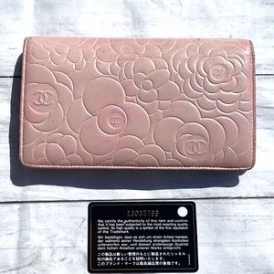 ✨SOLD💫 CHANEL Camellia Long Wallet - Image 2