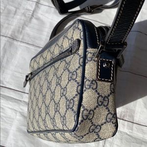 📍SOLD GUCCI GG Supreme Camera Web Crossbody - Image 6
