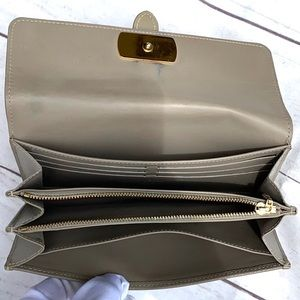 💫SOLD 💫 LOUIS VUITTON Portefeuille Wallet - Image 5