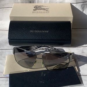 BURBERRY TINTED SUNGLASSES