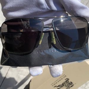 BURBERRY TINTED SUNGLASSES - Image 3