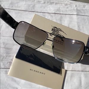 BURBERRY TINTED SUNGLASSES - Image 4