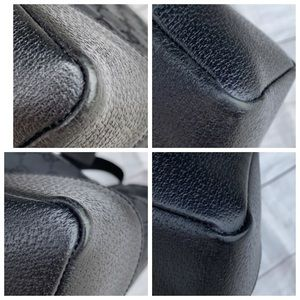 💫SOLD 💫 GUCCI GG Messenger Bag - Image 8
