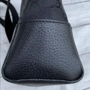 💫SOLD 💫 GUCCI GG Messenger Bag - Image 10