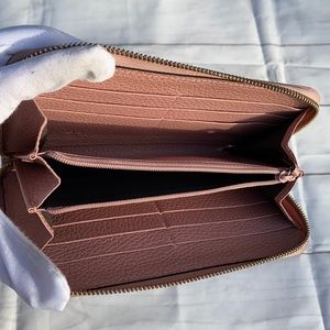 GUCCI GG Canvas Zippy Wallet - Image 5