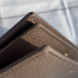 GUCCI Wallet Clutch Crossbody - Image 11