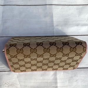 GUCCI GG Canvas Zippy Wallet - Image 3
