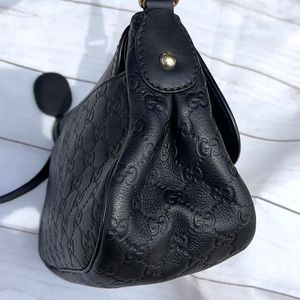 GUCCI Sukey Guccissima Crossbody Bag - Image 9