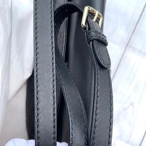 GUCCI Sukey Guccissima Crossbody Bag - Image 12