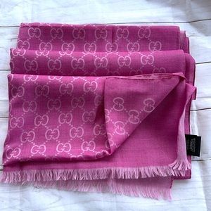 GUCCI GG Shawl
