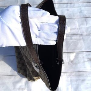 GUCCI Shoulder Bag - Image 15