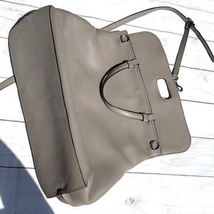SOON 🎀GUCCI Daily Top Large Bag - Image 8