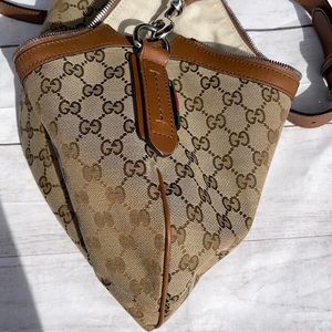 🛒SOLD GUCCI Sherry Line Crossbody - Image 8