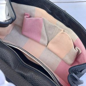 GUCCI Bamboo Daily Top Handle PM Bag - Image 6