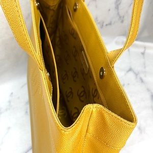 CHANEL CC Caviar Shoulder Bag - Image 8